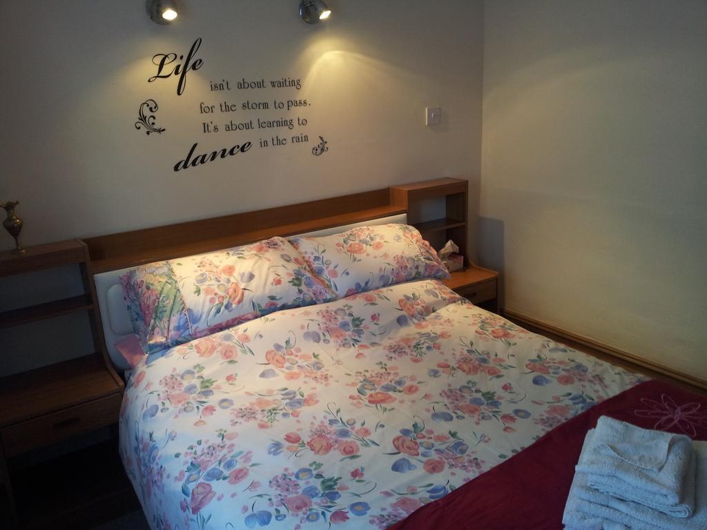 Weaver'S House B&B Cardiff Zimmer foto